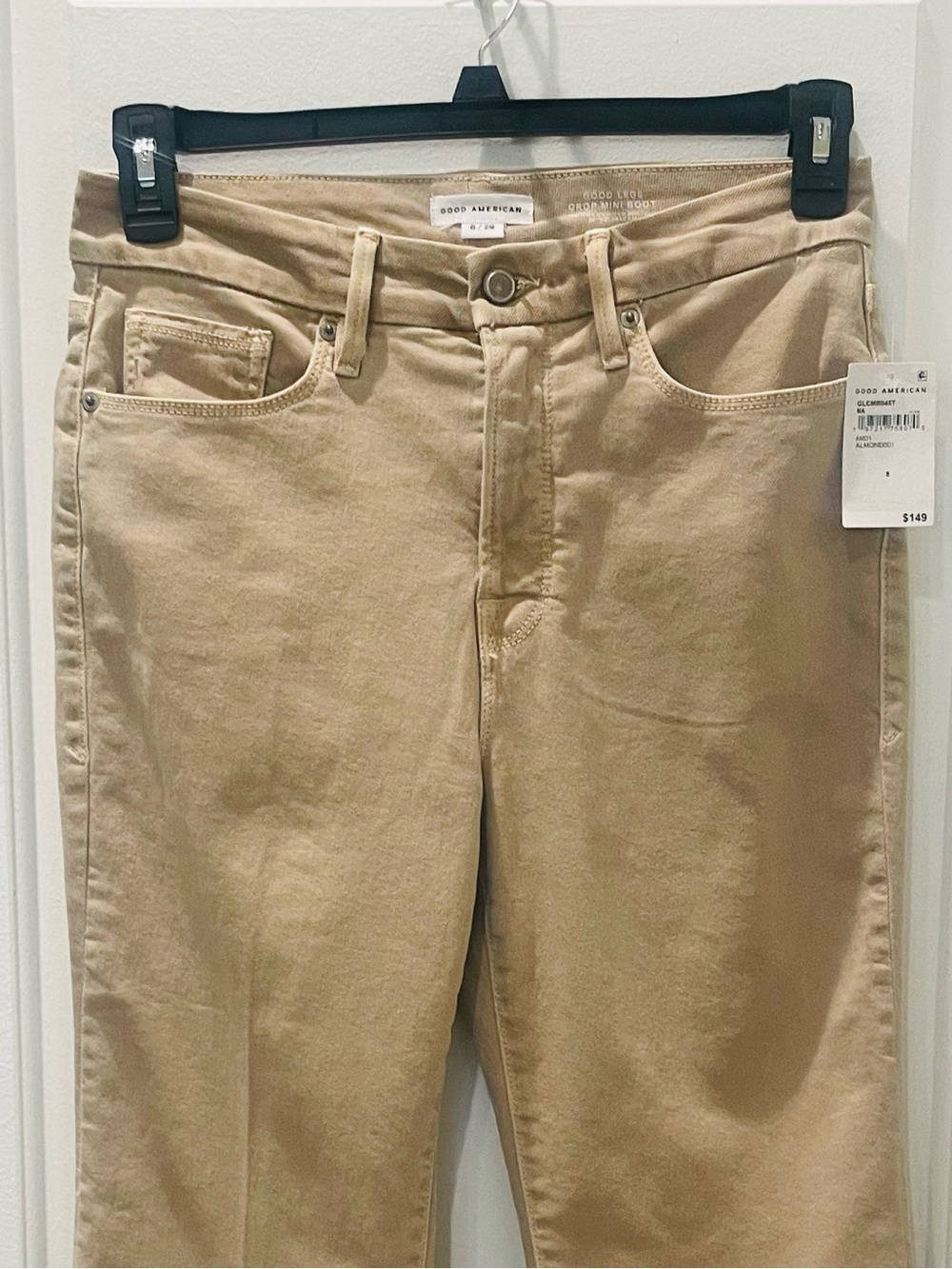 NEW…Good American Good Legs Crop Jeans - Picture 4 of 5